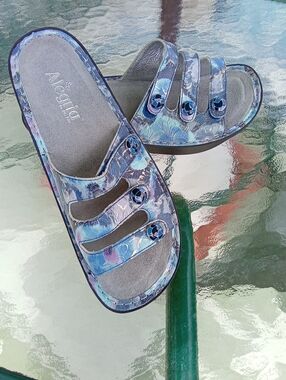 Alegria Fiona Leather Sandal Size 40, Never Worn